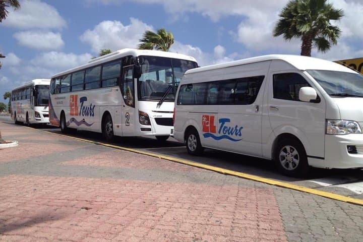 One-Way Private Airport Transfer in Aruba