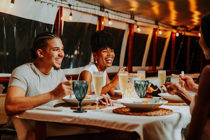 Exclusive Dinner Cruise | Romantic Aruba